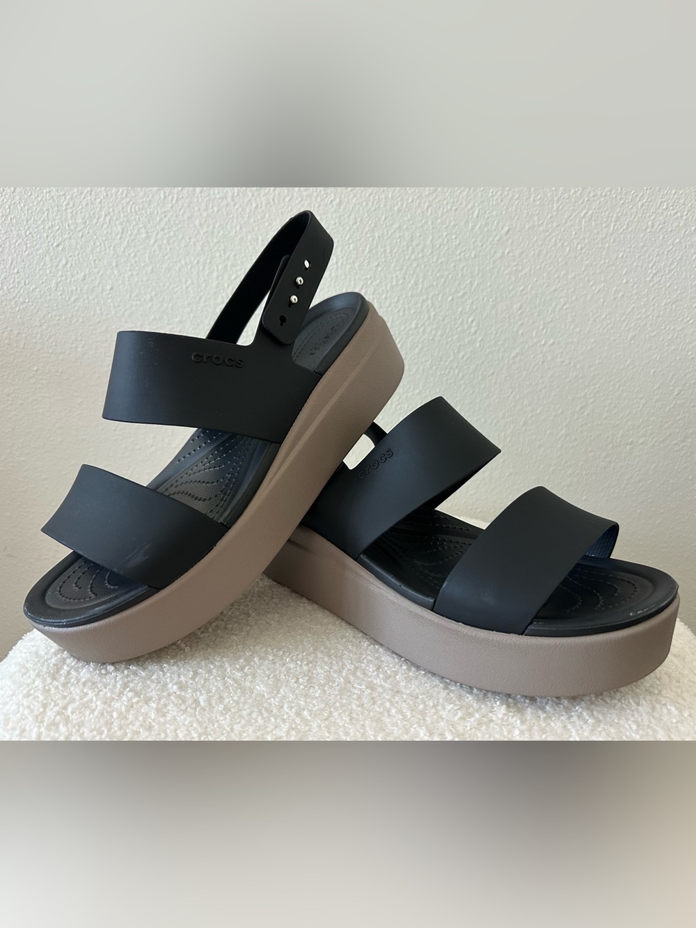 Crocs Women's Brooklyn Low Wedge Sandals -  “Black / Cashew” - size 11